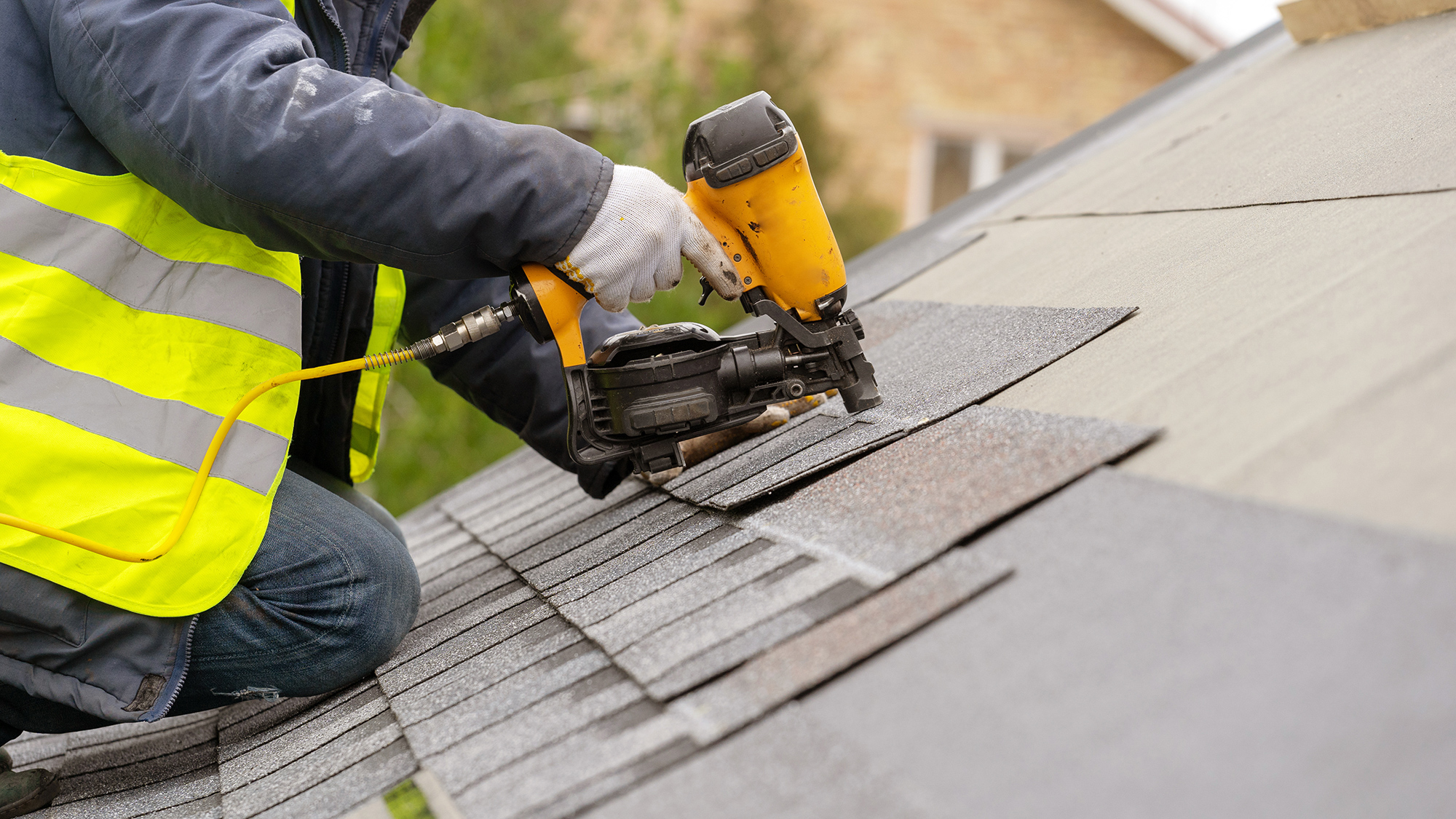 what happens during a roof installation 01